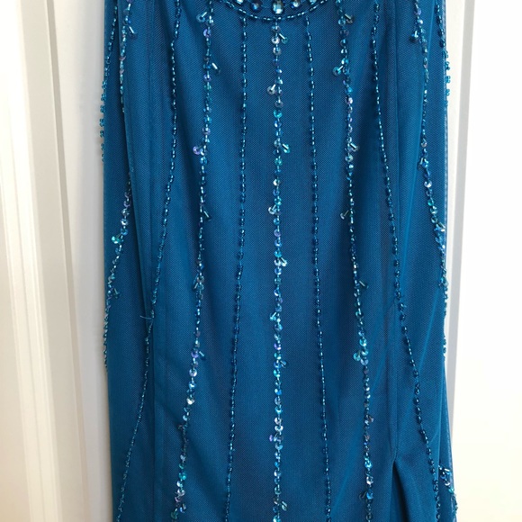 Sean prom dress - Picture 4 of 6